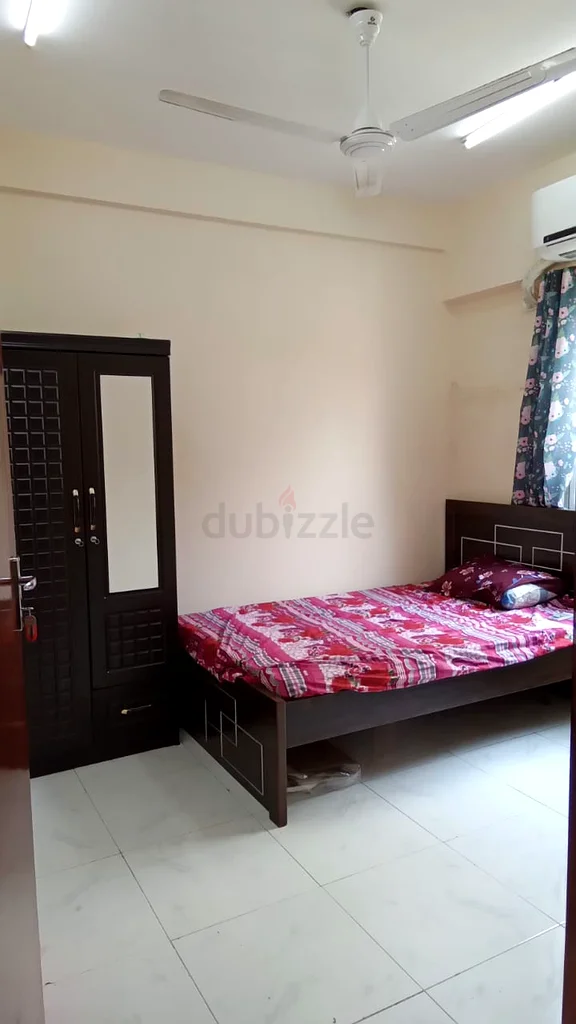 Apartment Ladies Bed Space Available in Rolla Square Sharjah