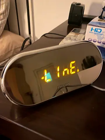 Phillips AJ1003 clock radio