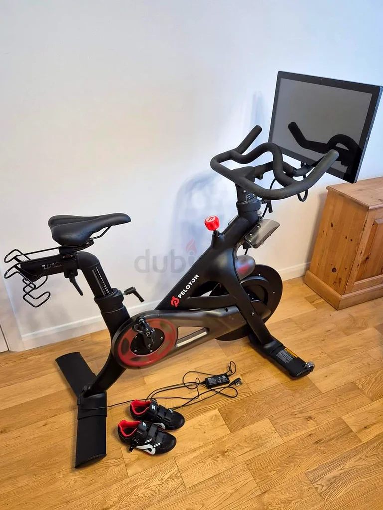 PELOTON Standard BIKE Slightly Used dubizzle