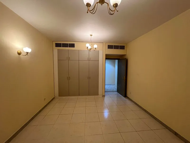 Apartment Two Bedroom Hall Near to Metro New Building Huge Rooms