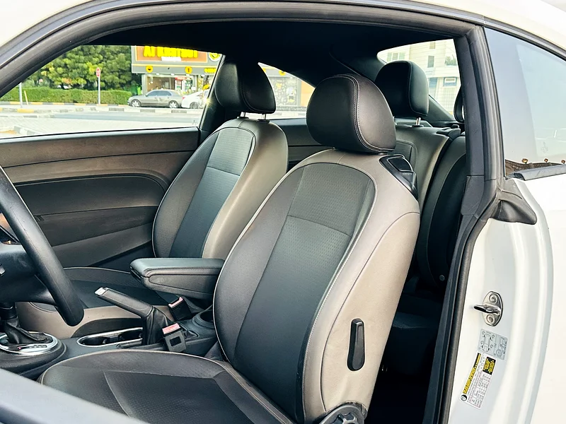 VOLKSWAGEN BEETLE MODEL 2015 USA SPACE63171298787713113