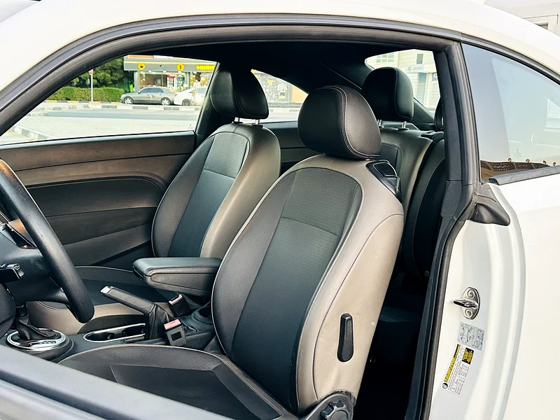 VOLKSWAGEN BEETLE MODEL 2015 USA SPACE63171298787713112