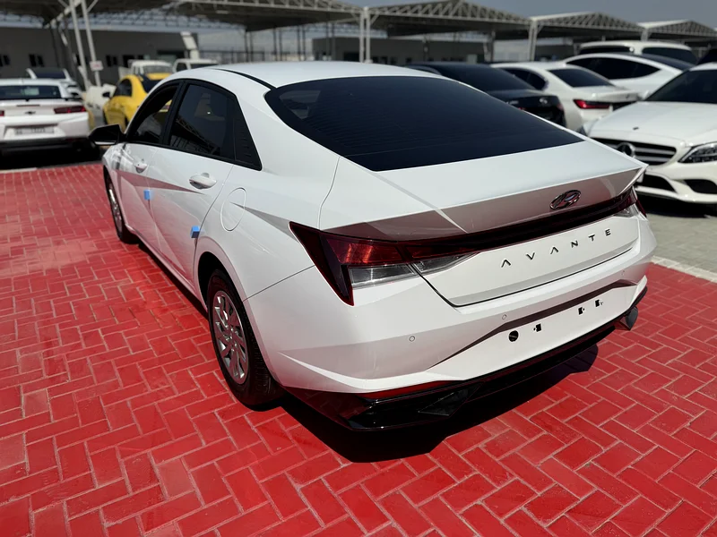 Hyundai Avanti | 2021 | Koren specs | 82.134 km63169913750530113