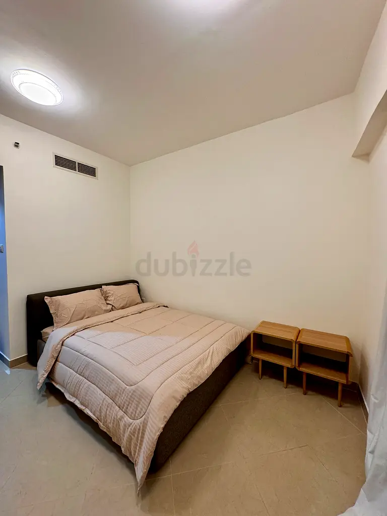 Apartment NO COMMISSION MASTER BEDROOM FOR MONTHLY RENT IN JLT