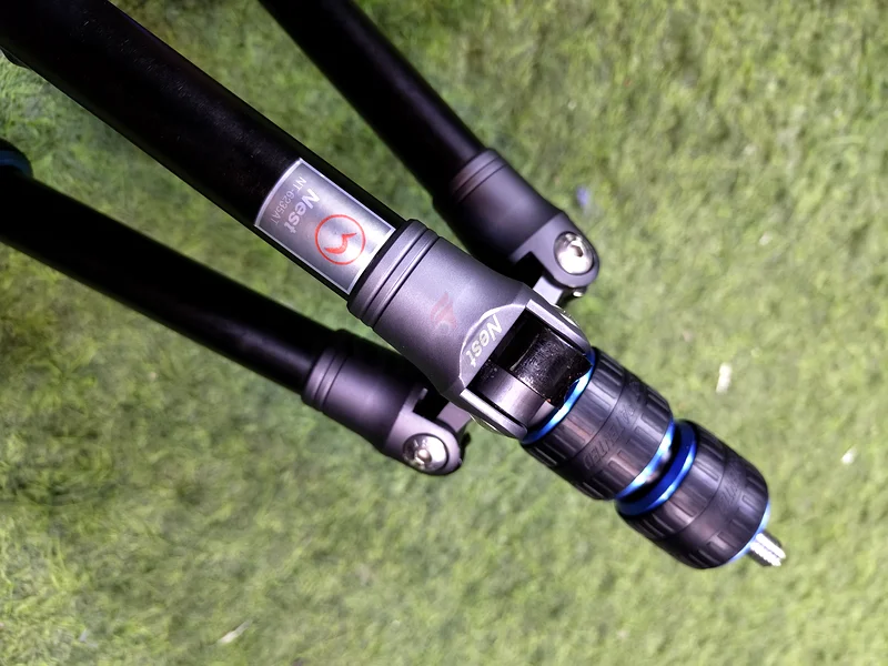 Nest NT-6235AK 4.5ft Traveller Aluminium Professional Tripod Stand63234613586945114