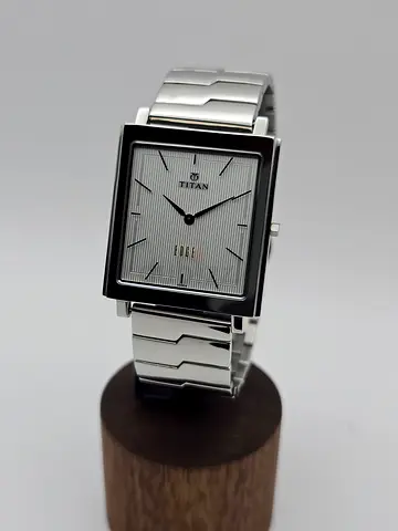 Titan Edge Analog Silver Dial Mens Watch