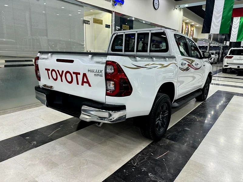 Toyota Hilux Double Cab Pickup Manual Transmission 2025 Dealer Warranty63146742133634114
