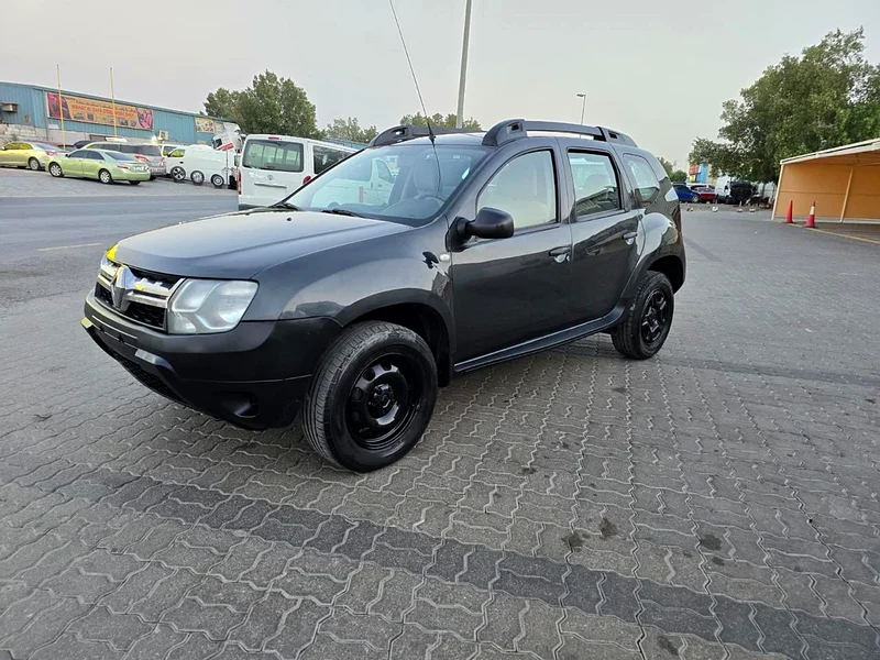 RENAULT DUSTER GCC FREE ACCIDENT 201763222806615297113