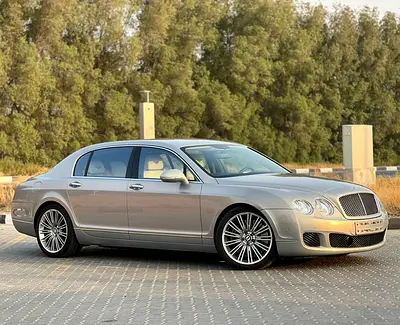 BENTLRY CONTINENTAL FLYING SPUR SPEED 2013 GCC VERY LOW MILEAGE