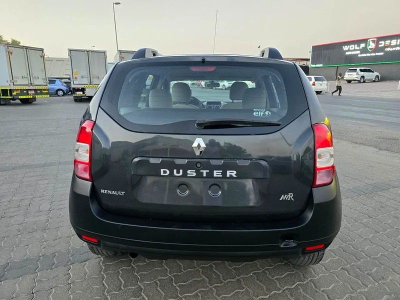 RENAULT DUSTER GCC FREE ACCIDENT 201763222806615297111