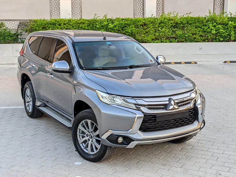 MITSUBISHI MONTERO SPORT 2016 GCC LOW MILEAGE IN EXCELLENT CONDITION632243106122271128