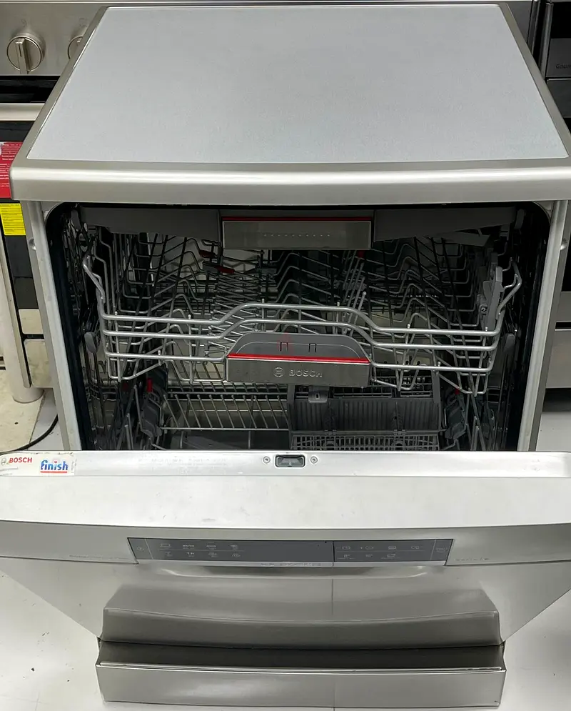 Bosch series 4 Dishwasher 3 Rack Germany made