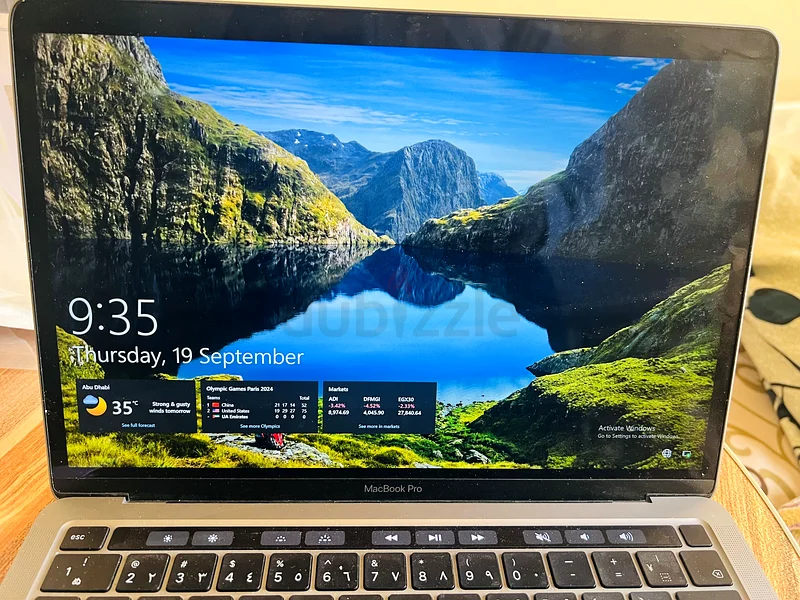 ماك بوك برو 2020، معالج كور i5، 16 جيجابايت رام، 1 تيرابايت SSD، بطاقة رسوميات 2 جيجابايت63255537282051111