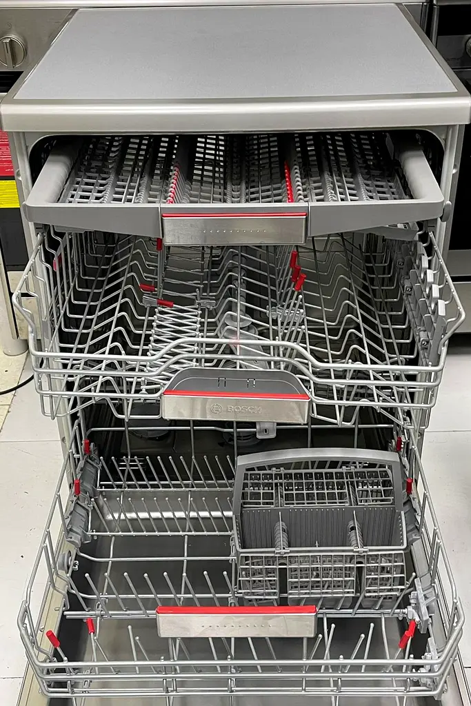Bosch series 4 Dishwasher 3 Rack Germany made