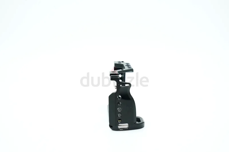 قفص صغير لمعدات سوني A660063235600060802112