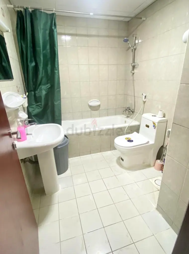 Apartment Partition for Ladies Dubai