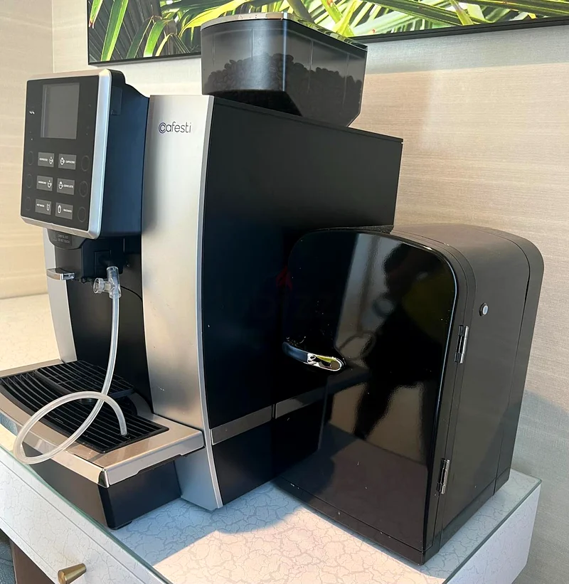 Cafesti Coffee Machine