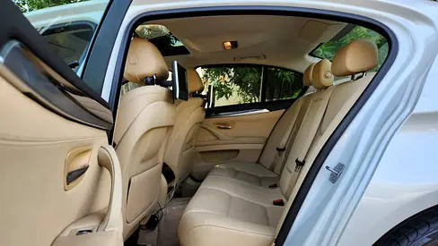 2015 BMW 5-SERIES — миниатюра 9
