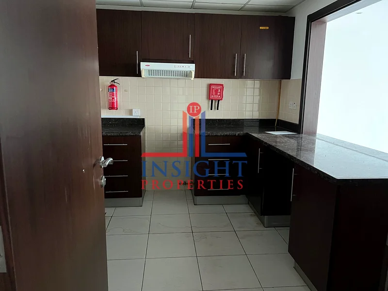 Apartment 1 B/R WINDSOR MANOR PARTIAL CANAL VIEW Dubai