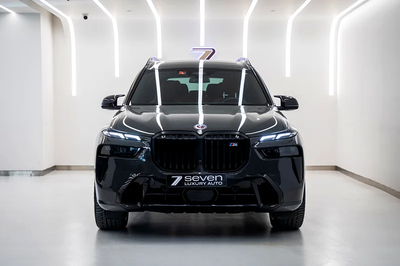 2023 BMW X7 M60i GCC WARRANTY AND SERVICE CONTRACT LOW MILEAGE