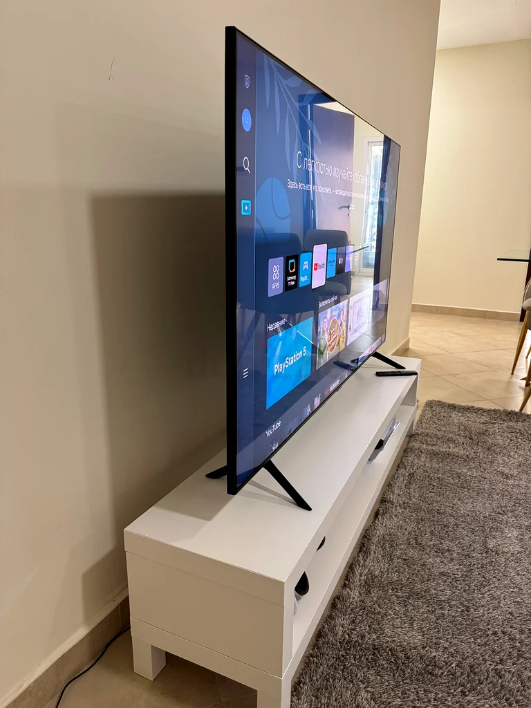 Samsung Smart TV, Crystal UHD, 65 Inch (model ua65cu700u)