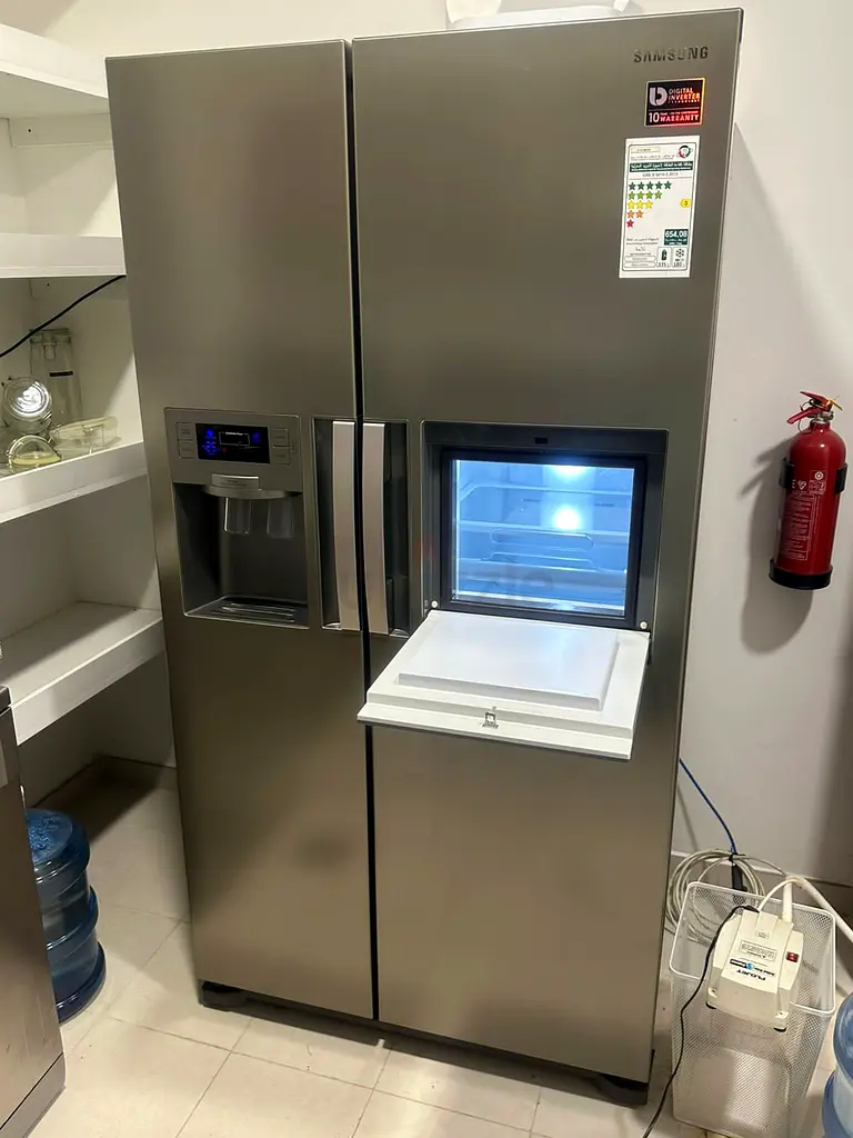Samsung side by side refrigerator with water dispenser ice maker | دوبيزل