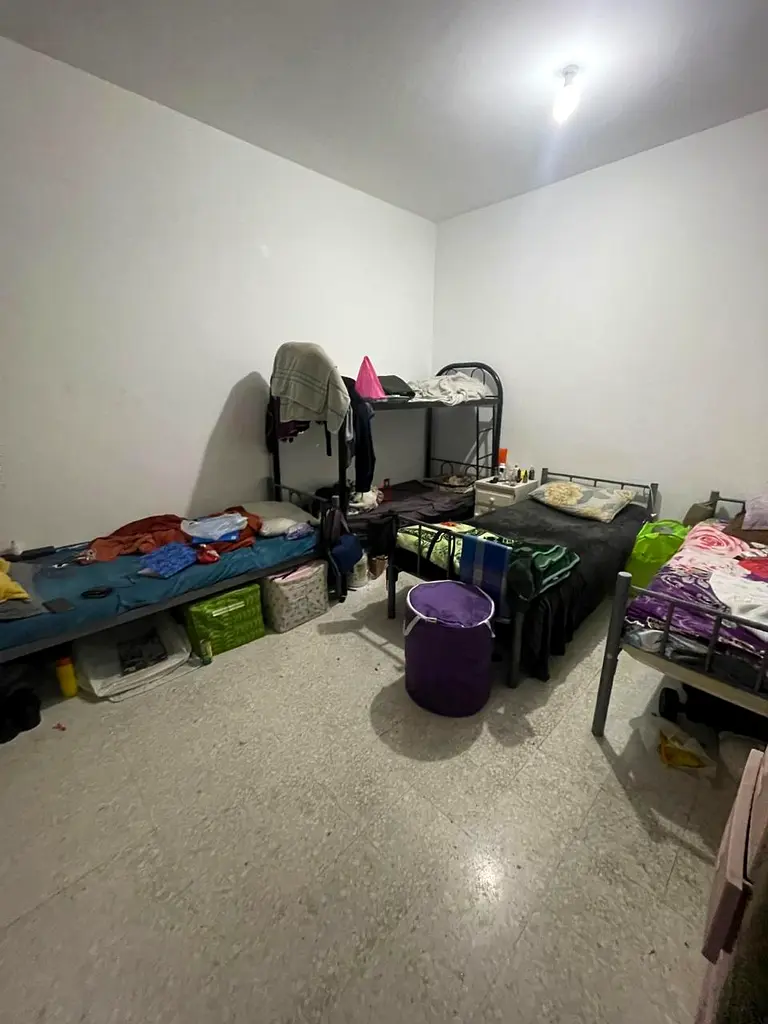 Apartment Master Bedroom Available Abu Dhabi