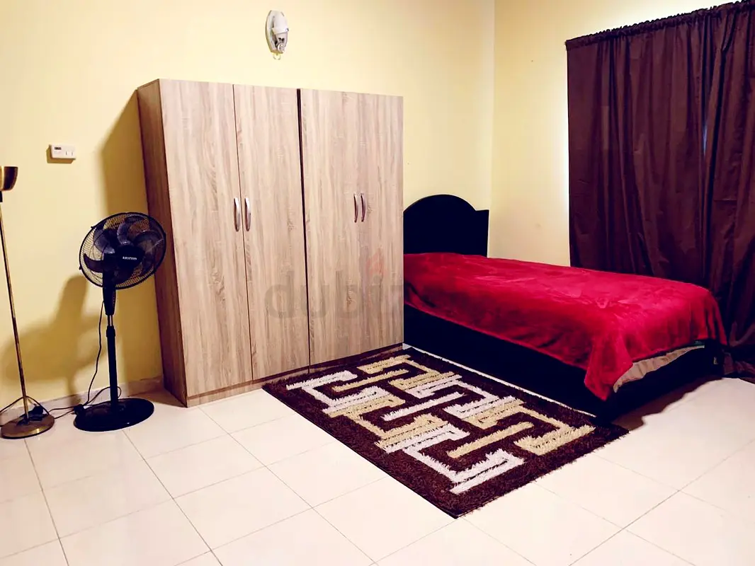 Apartment Furnished Room Available with center ac Dubai