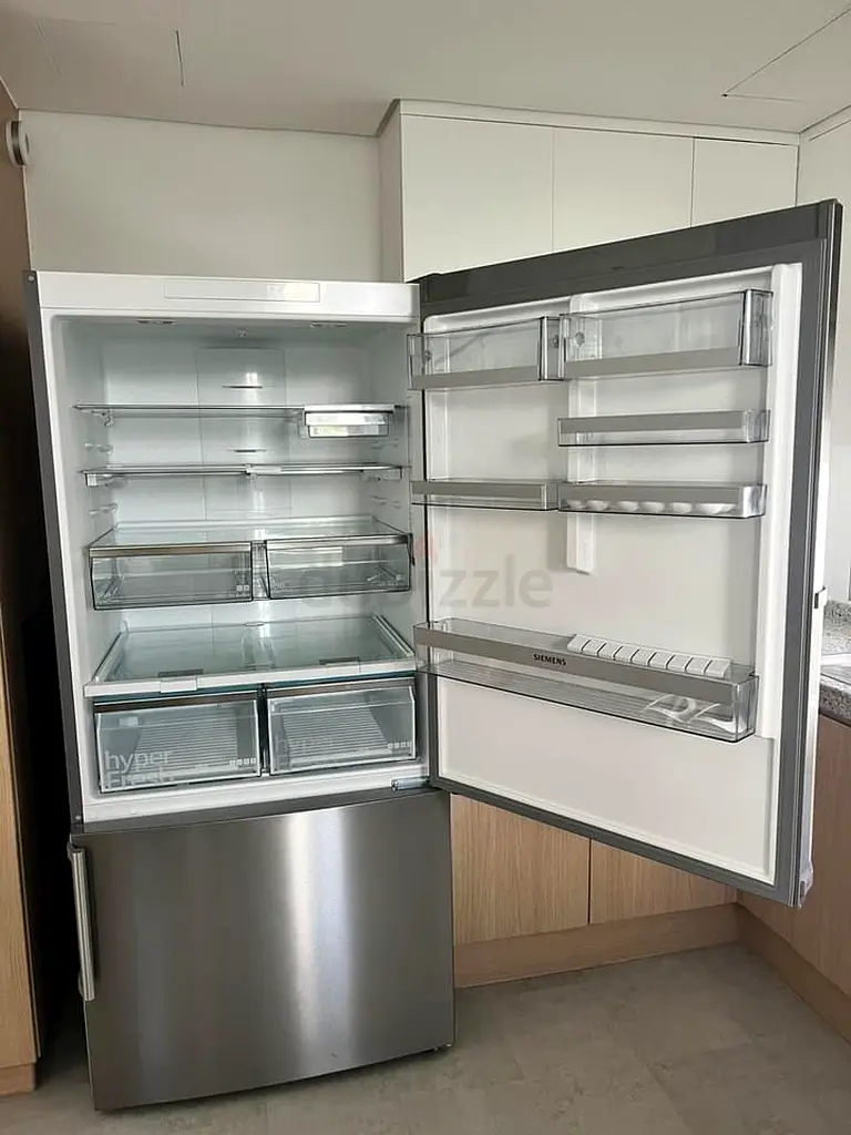 Siemens iQ700 New Model Bottom Freezer Refrigerator