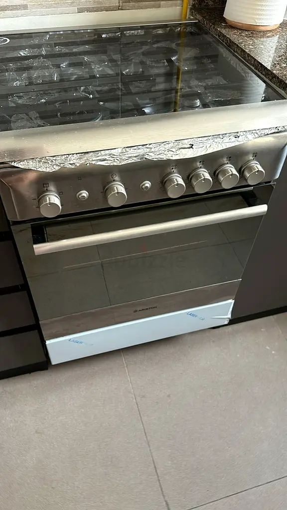 Ariston gas cooker/stove