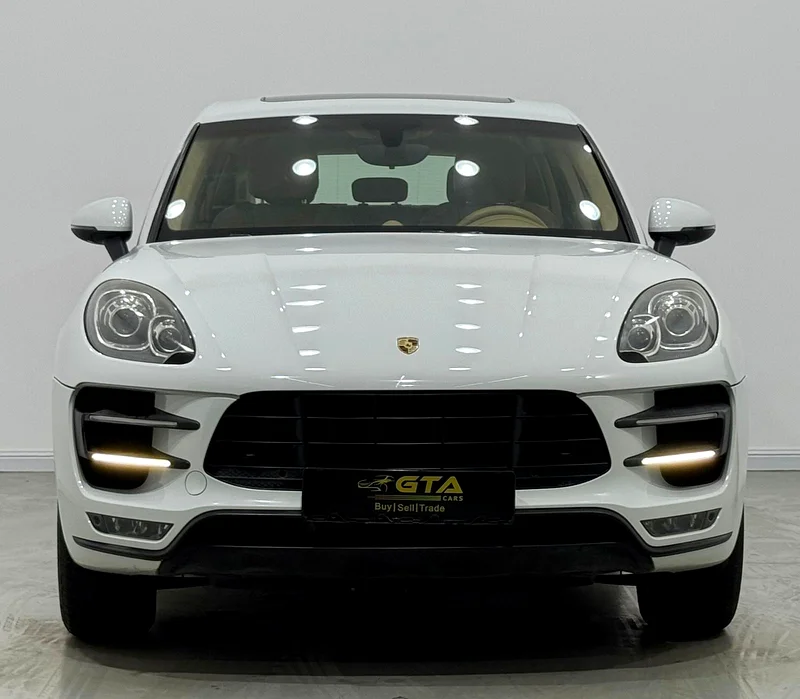 2014 Porsche Macan Turbo, Porsche Service History, Excellent Condition, GCC63150479032835111