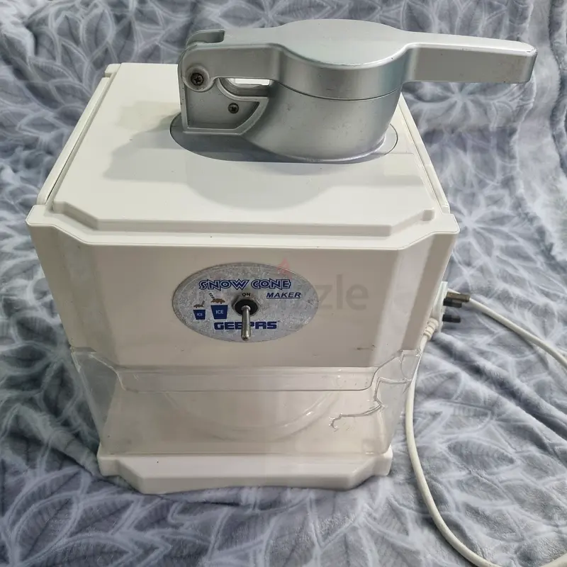 GEEPAS Shaved Ice/Snow cone maker