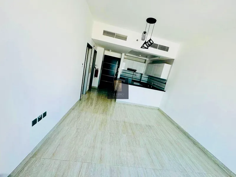 Apartment 1BR JUMEIRAH GARDEN BALCONY Dubai