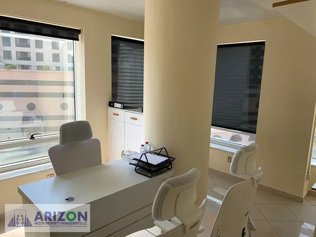Office Fully Fitted ! Glass Partition ! Elegant Building Dubai