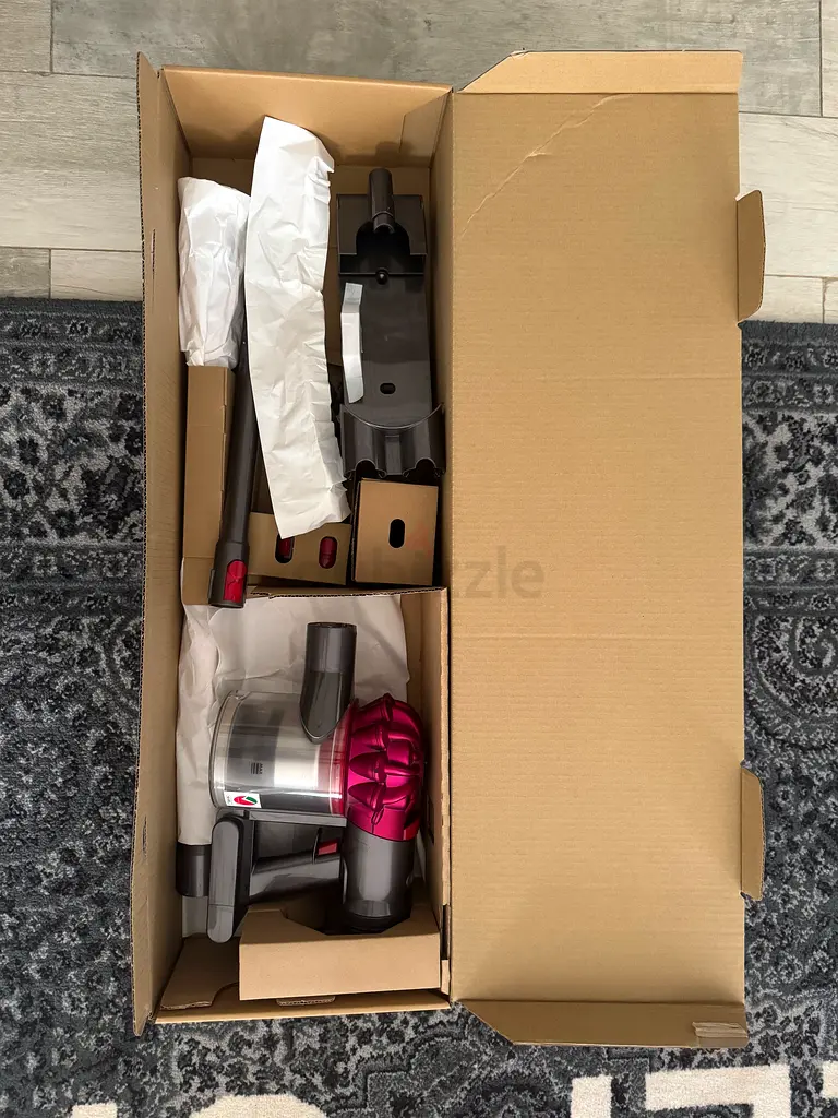 Dyson V7 Handheld Cordless Vacuum Cleaner x 2