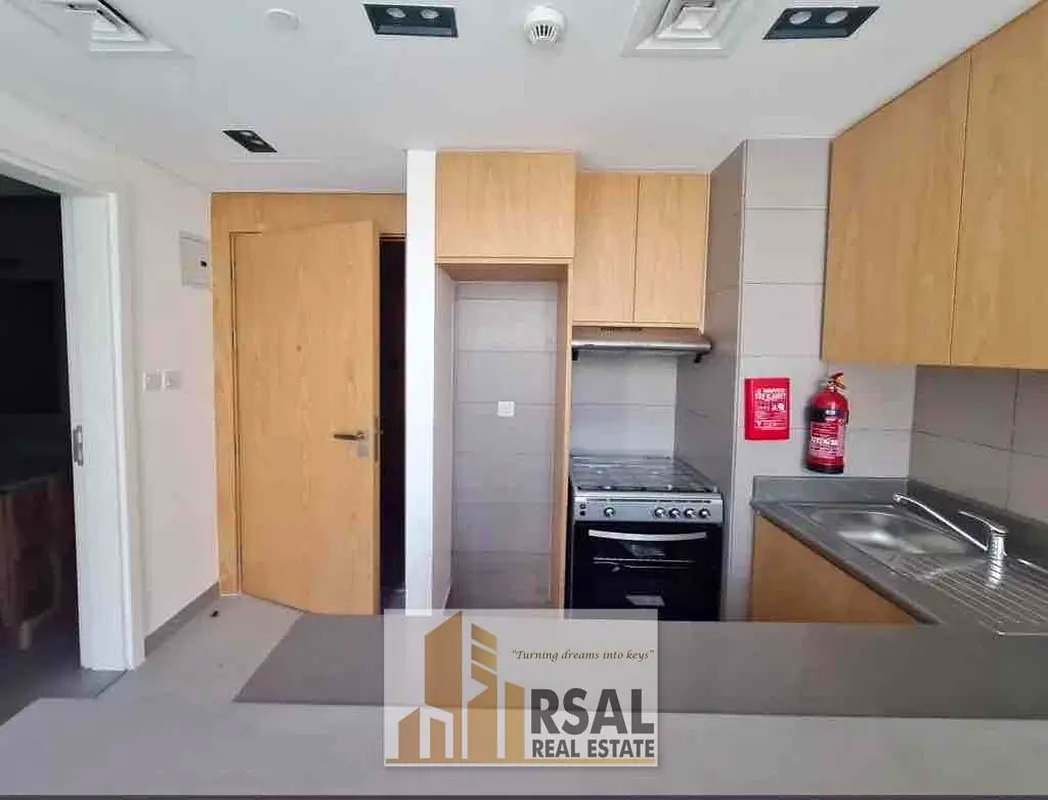 Apartment Elegant OneBedroom Apartment with Stunning Views, No