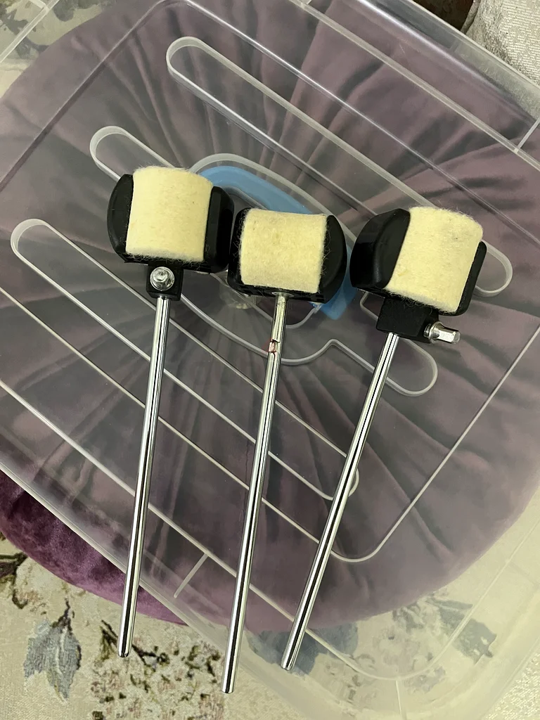 Bass drum beaters63230709174275111