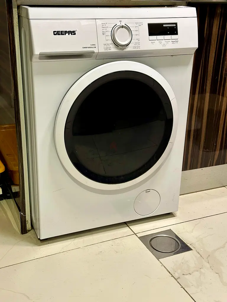 Geepas Washing Machine for sale at 400 AED