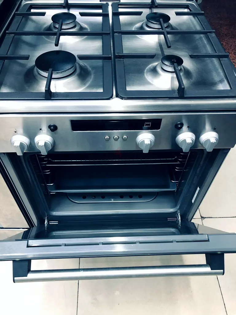 Siemens Freestanding Stainless Steel Gas Range Cooker HP243527M FREE