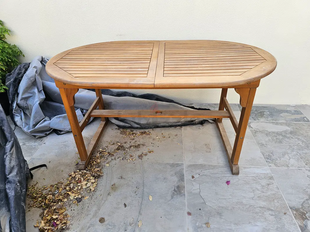 Outdoor Table and Chairs