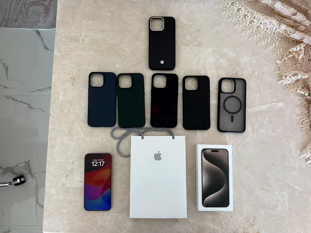 1 iphone 15 Pro Max 256 Natural Titanium 6 Premium Cases, Apple UAE