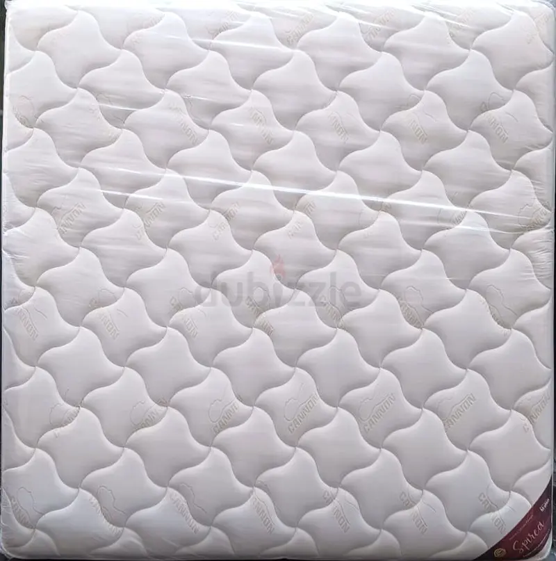 High Quality Luxury Top Memory Foam King Size Spring Mattress
