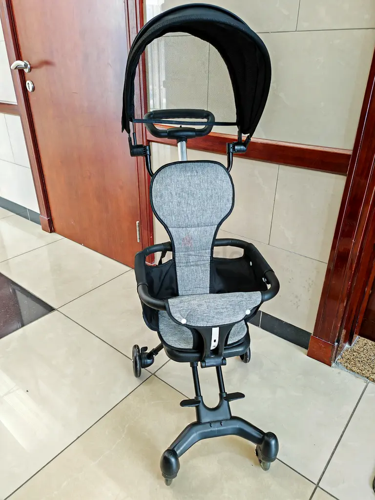 Cochecito plegable para niños en venta