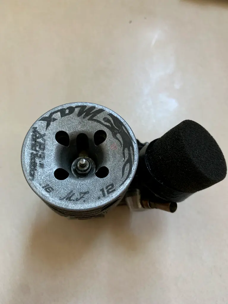 Max .12 nitro engine