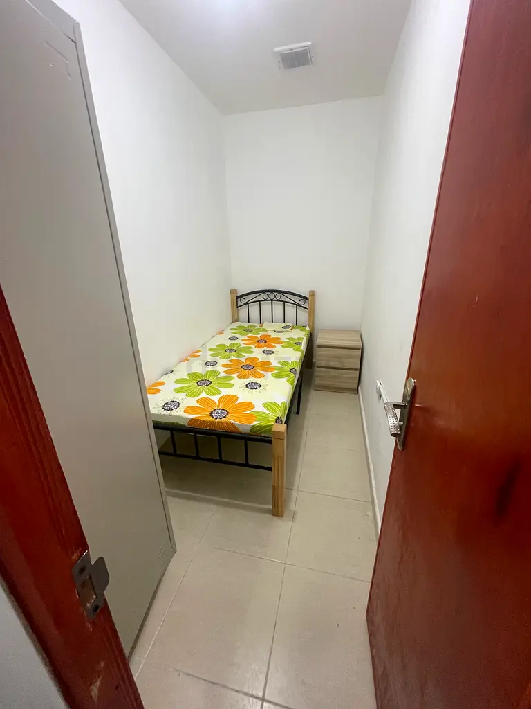 Villa Full furnishing partition room Mussafah Shabiya 12