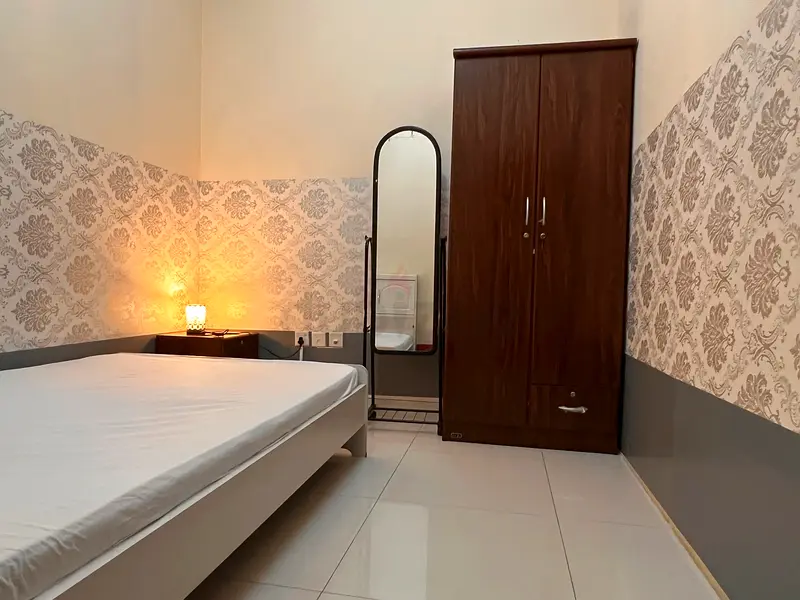 Apartment Furnished Spacious Partition for single person in Al Barsha