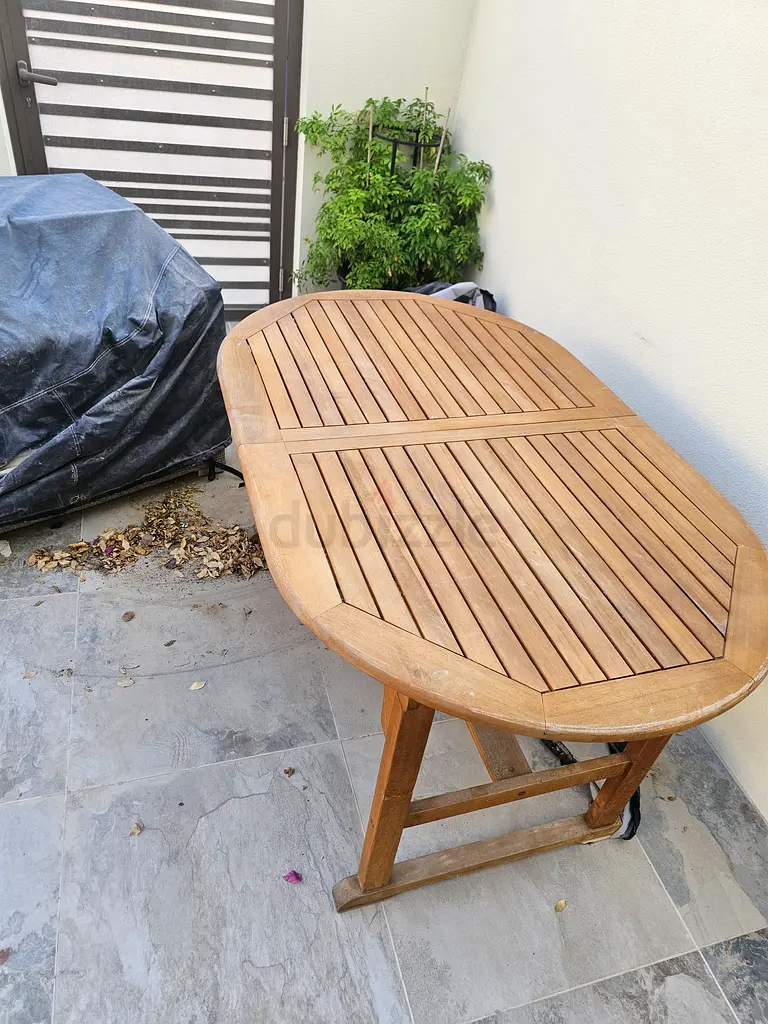 Outdoor Table and Chairs