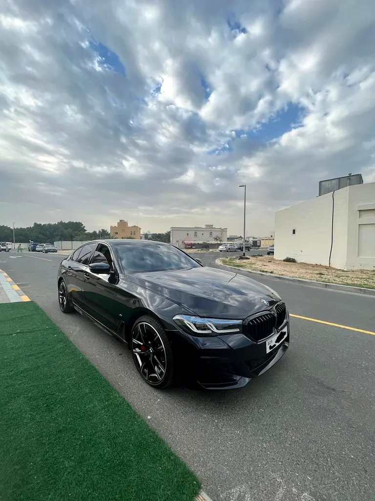 Immaculate full optioned Mkit BMW 540i with warranty and service