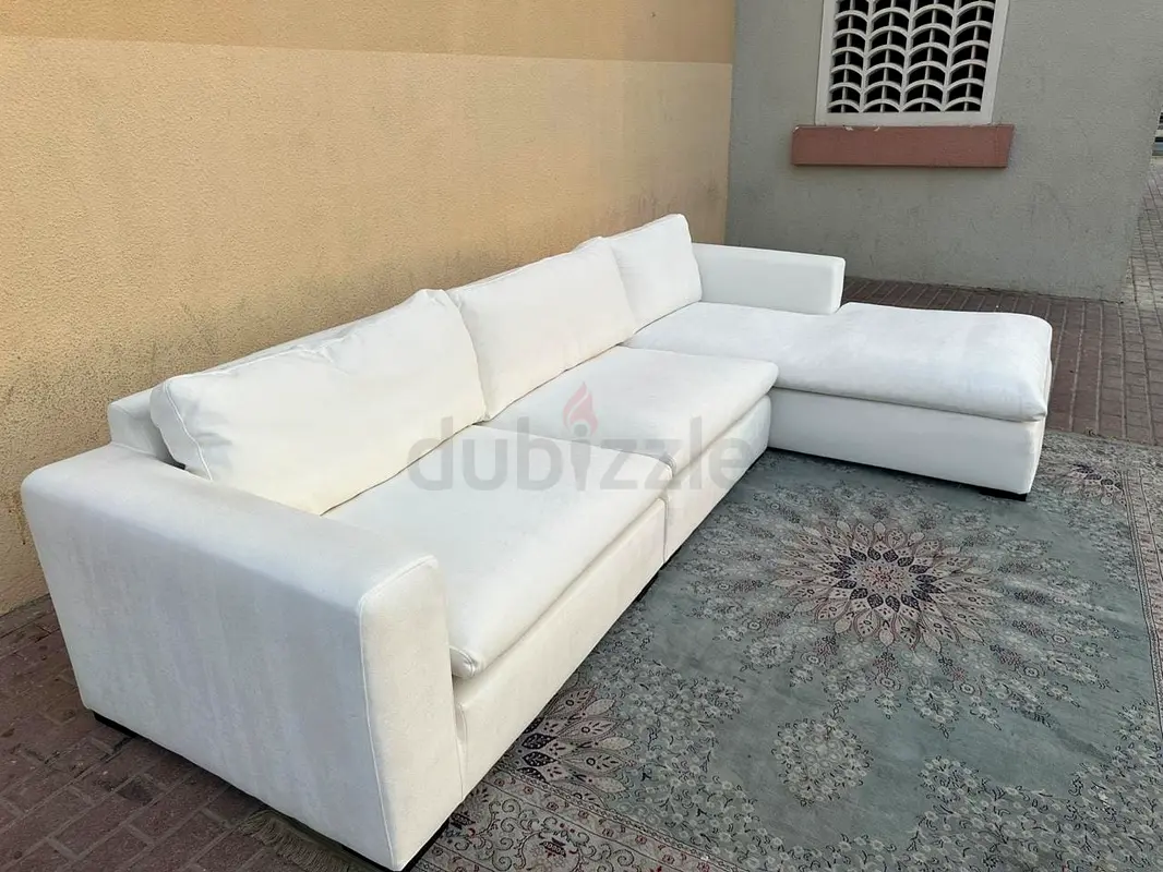 Brand New condition marina home feather