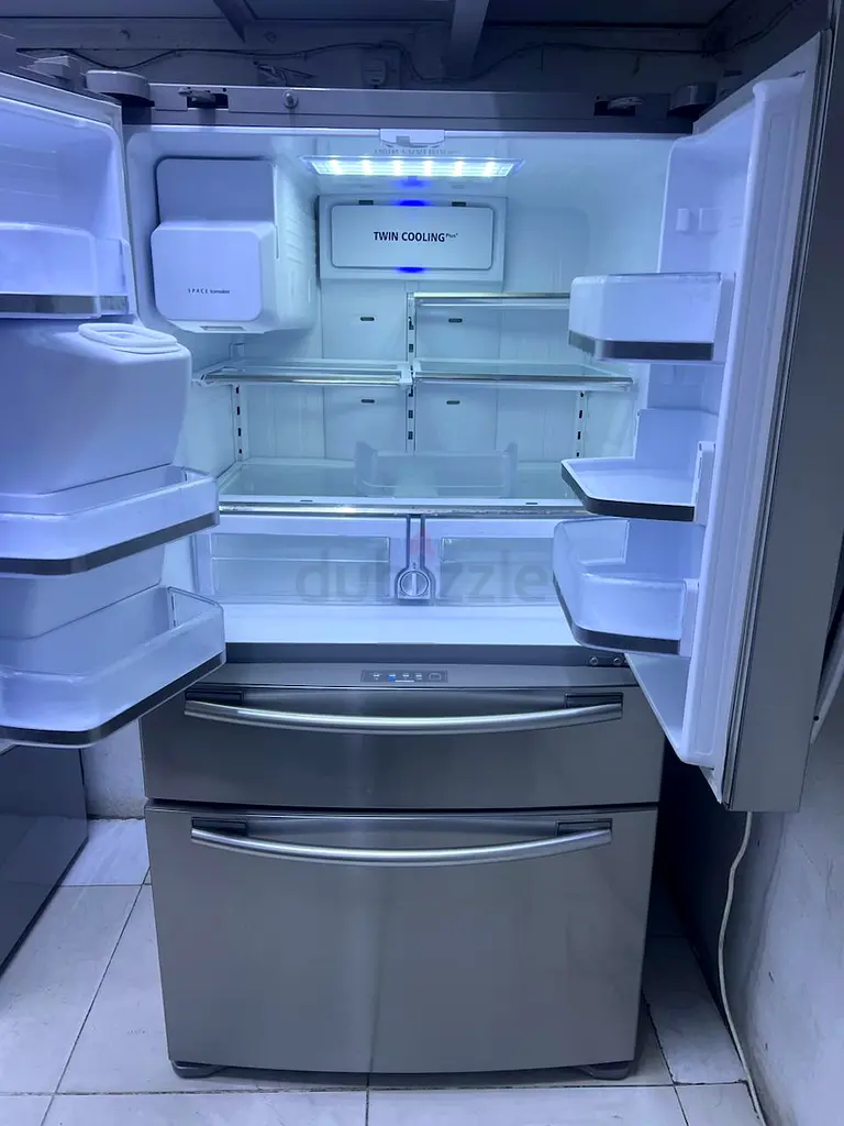French door refrigerator ice maker water